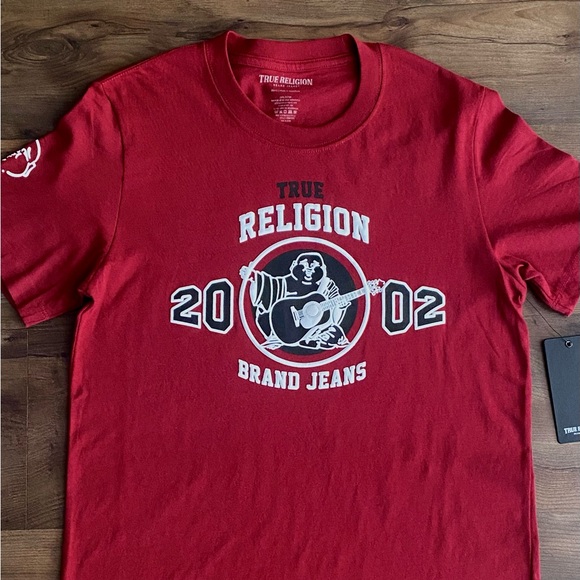True Religion Red Dahlia Logo Tee - Picture 4 of 4